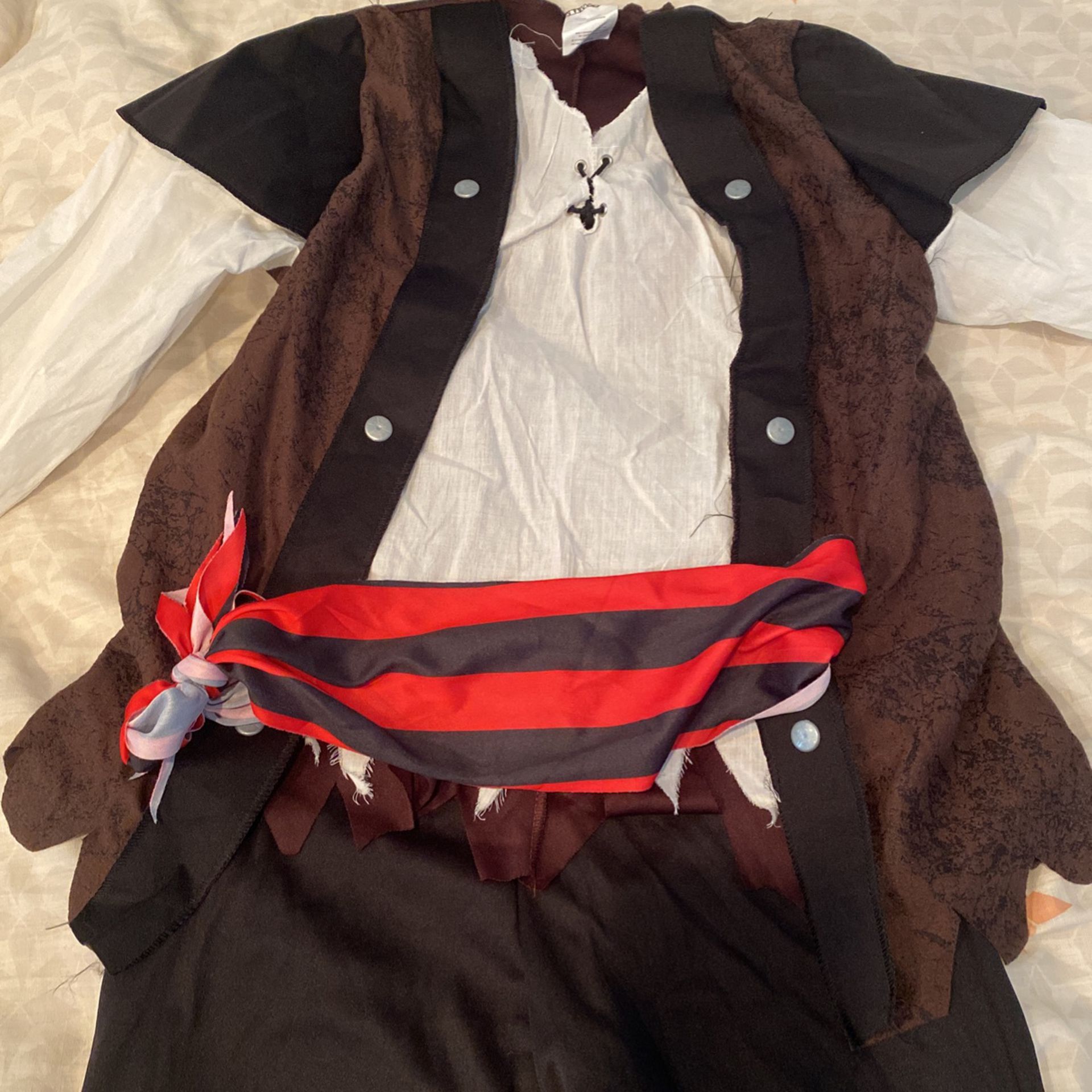 Pirate Costume - 7-9yrs (+ish)