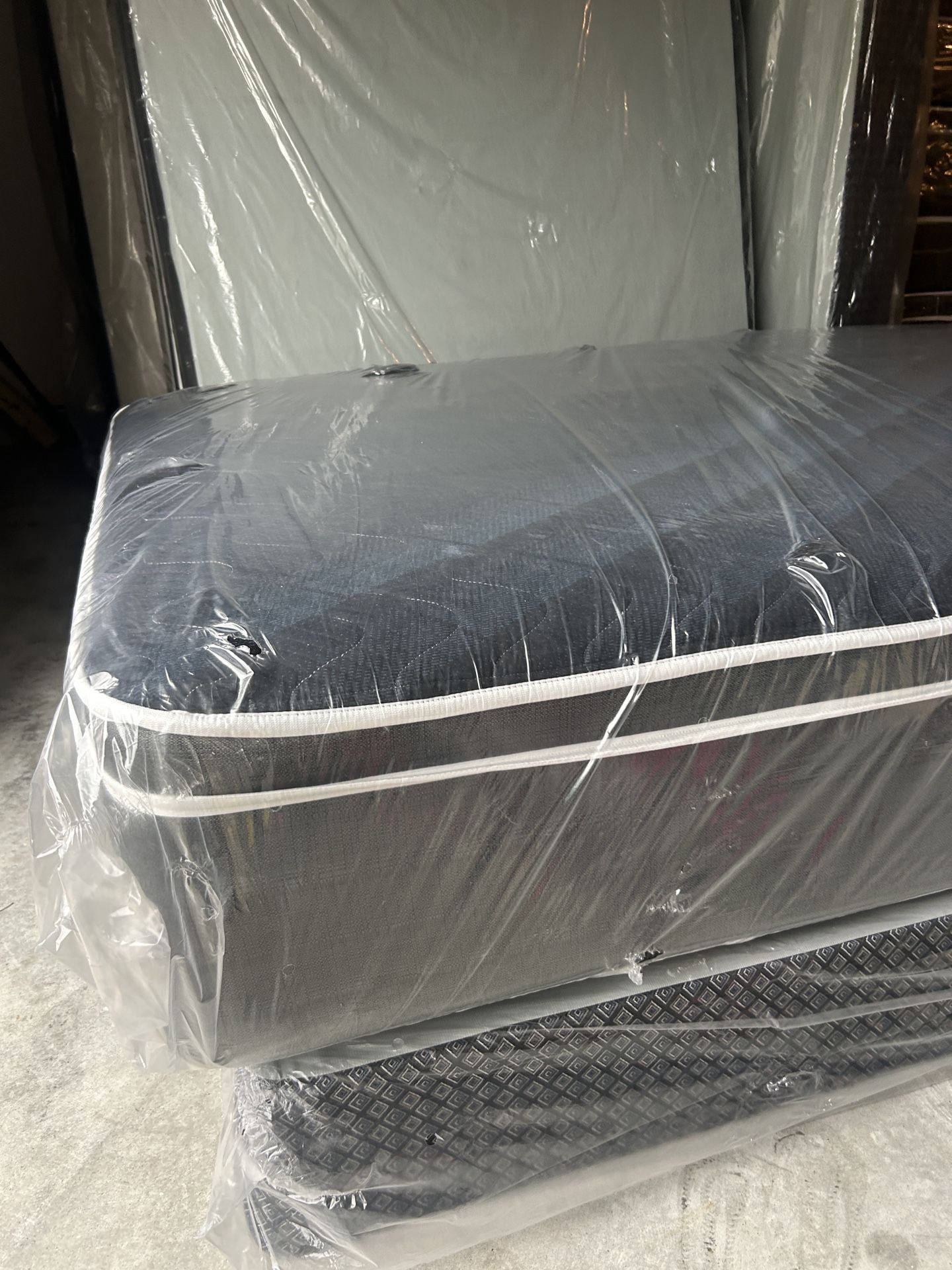 Queen Pillowtop Set New In Plastic Free Delivery In Atlanta