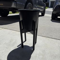 Adjustable Pot Holder (with 2 Plastic Pots)