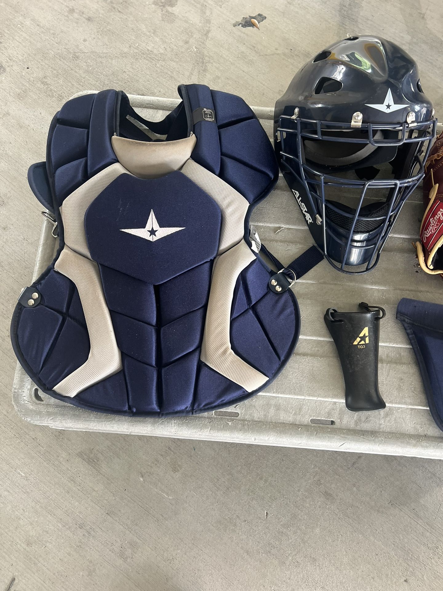 Allstar Catchers Gear And Rawlings Catchers Glove