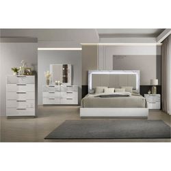 Luxurious look 6 Pc bedroom set features high gloss marble look & led lighting