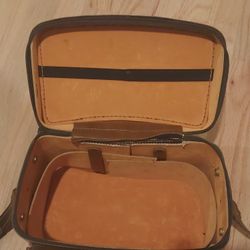 Zippered Leather Case