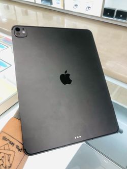 iPad Pro M5 13inch 256gb WiFi and cellular