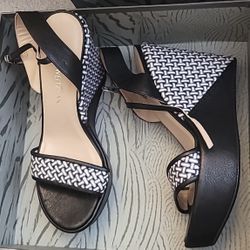 Brand New Stuart Weitzman Wedges 8.5