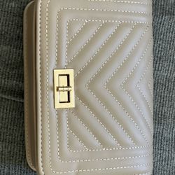 Shoulder/crossbody Purse