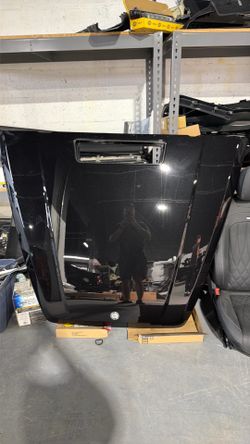 Mercedes g63 amg hood brand new 2026