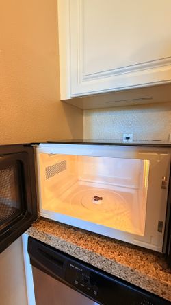 Proctor Silex 0.9 cu ft 900 Watt Power 11 Power Levels Microwave Oven Black New
