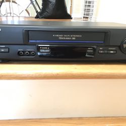 Panasonic 4 Head VCR VHS Movie Player Omnivision Tested Works PV-V4602