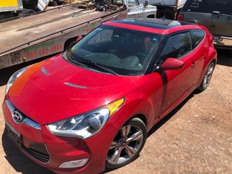 2012 Hyundai Veloster, Runs and drives, but has noise in motor
