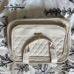 Leather Women’s Toiletries Bag