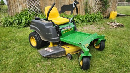 John Deere zero turn mower