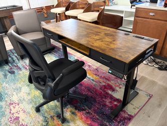 Office desk and chair