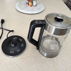 Curtis Stone 1.7 Liter 1500W Electric Glass Kettle