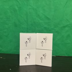 Brand New/Unopened - Apple AirPods 4