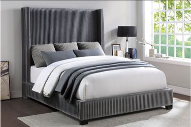 QUEEN VELVET PLATFORM BED NEW IN BOX