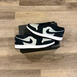Air Jordan 1 Low “Black White Light Smoke Grey” Sizes 8 - 13 Brand New