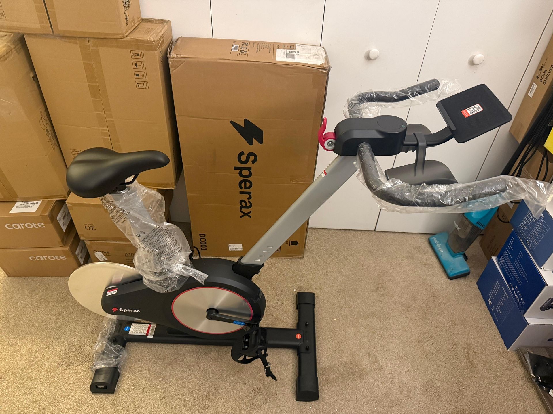 Exercise Bike,Stationary Bikes for Home with Exclusive App,Magnetic Exercise Bike with Comfortable Seat Cushion, Indoor Stationary Bikes with 300lbs W