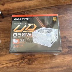 Gigabyte  UD 850W White PSU
