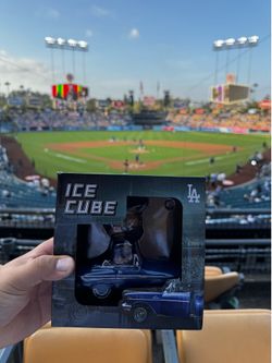 ICE CUBE dodgers bobblehead