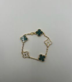Luxury Clover Gold Bracelet – Green Stone