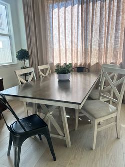 Farmhouse-style Dining Table Set
