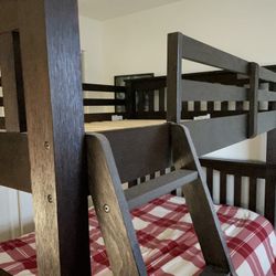 JORDAN FULL/FULL BUNKBED WITH LADDER-