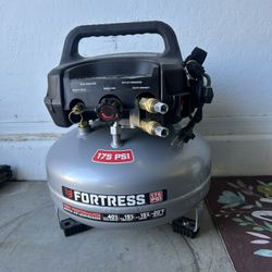 New Fortress 6 Gallon Air Compressor 