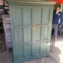 Bassett Dresser/desk