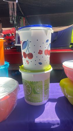 Cubetas De 8 Litros Tuperwarer 30 Cada Una 