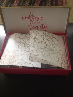 Sample & Fullsize Beauty Items