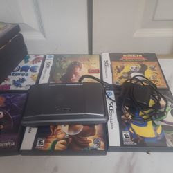 Bundle Deal Working Reshelled Ds With Games And An R4 Card