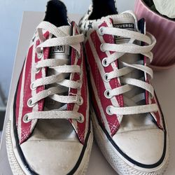 Title: Converse Chuck Taylor All Star Low Top American Flag Design – Unisex Size 7 Women / 5 Men