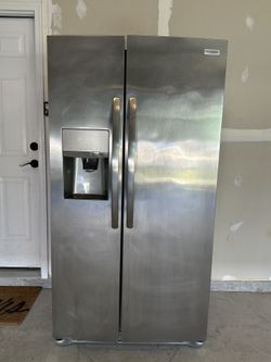 Side By Side Refrigerator $350 OBO