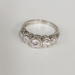 14k White Gold Diamond Five Stone Ring Size 6