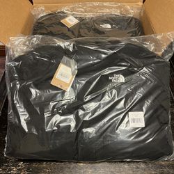 North Face Men’s Explore Farther Parka 