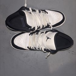 Air Jordan 1 Low OG “Black and White” (Panda) Men’s Size 11