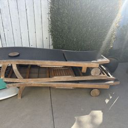 Lounge Chairs - Needs Repair 