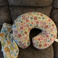 Boppy Pillow With Two Covers