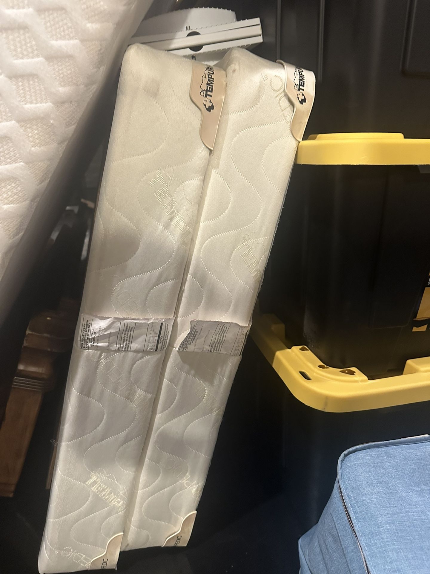 California king Box Spring - Tempurpedic