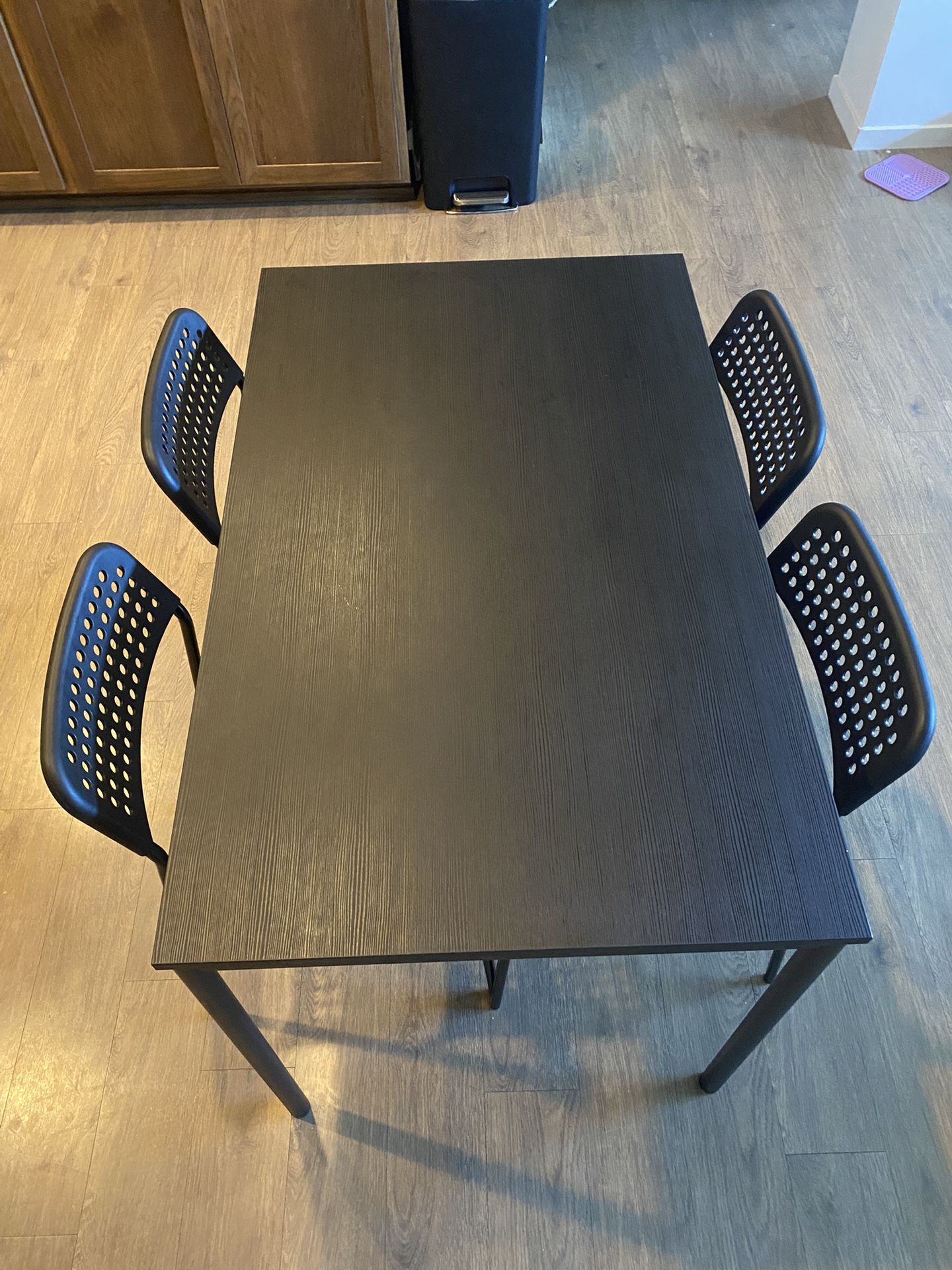 Ikea Dinning Room Table And Chair