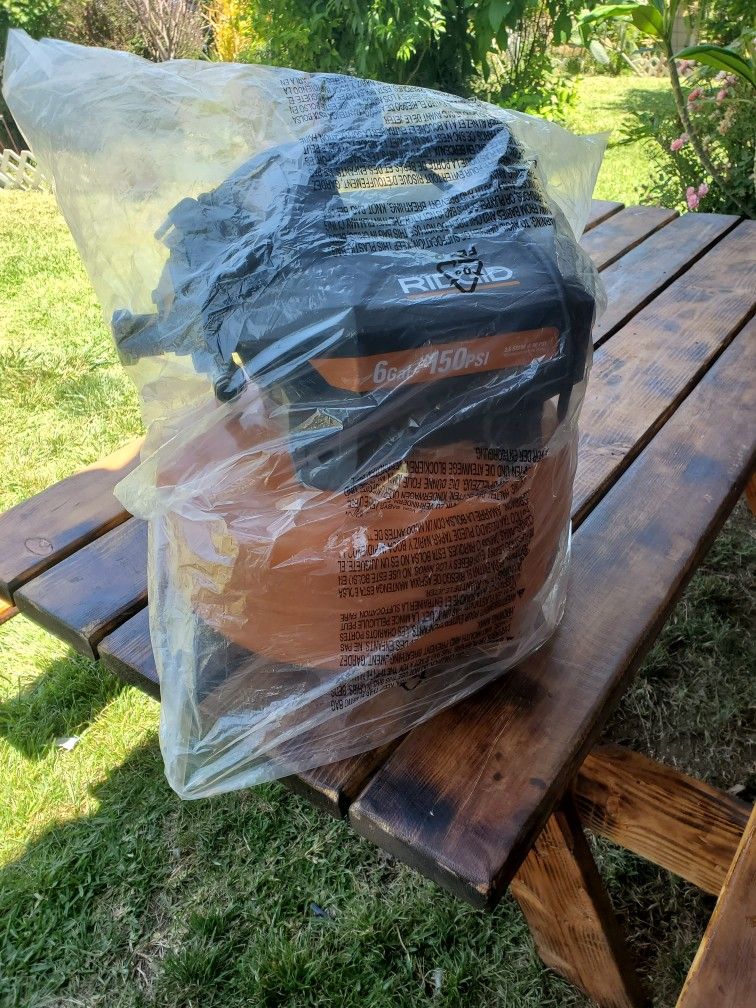 New Ridgid Air Compresor 6 Gal  150 Ps