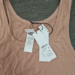 UGG Australia Women's Top Tank Size M. New