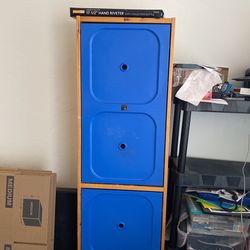 Cabinet $1