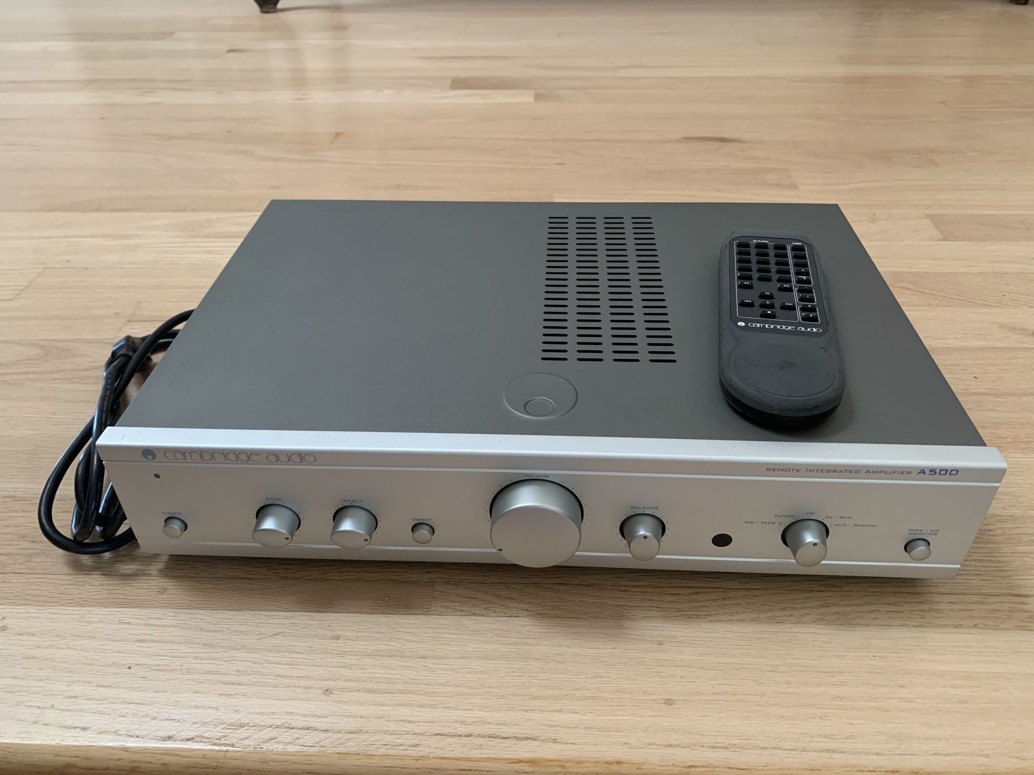 Cambridge Audio A500 Integrated Stereo Amplifier with Phono Stage