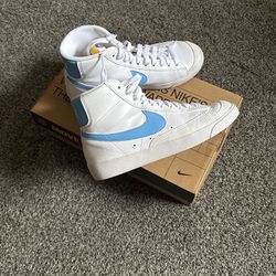 Nike Blazers Women’s 7.5