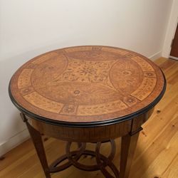 Antique Inlaid Wood Accent Table – Handcrafted Design