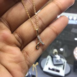 10k Gold With Diamond Initial Pendant And Box Chain On Special 💎