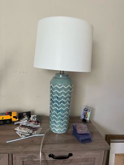 Table lamp