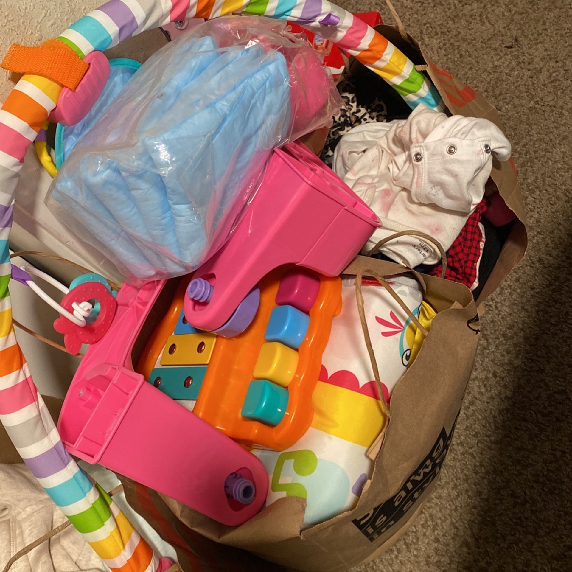 Free Baby Toys Free Baby Clothes Months 6-9 12 -18 Months