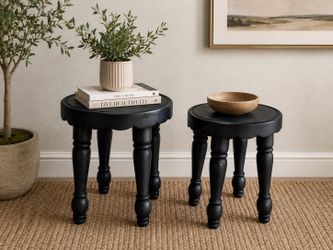2 Solid Wood Plant Stands – Like New 🌿